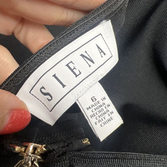 SIENA Solid V Neck Halter Sleeveless Black Long Flare Latina Bodycon Dress Sz 6 - Picture 10 of 12